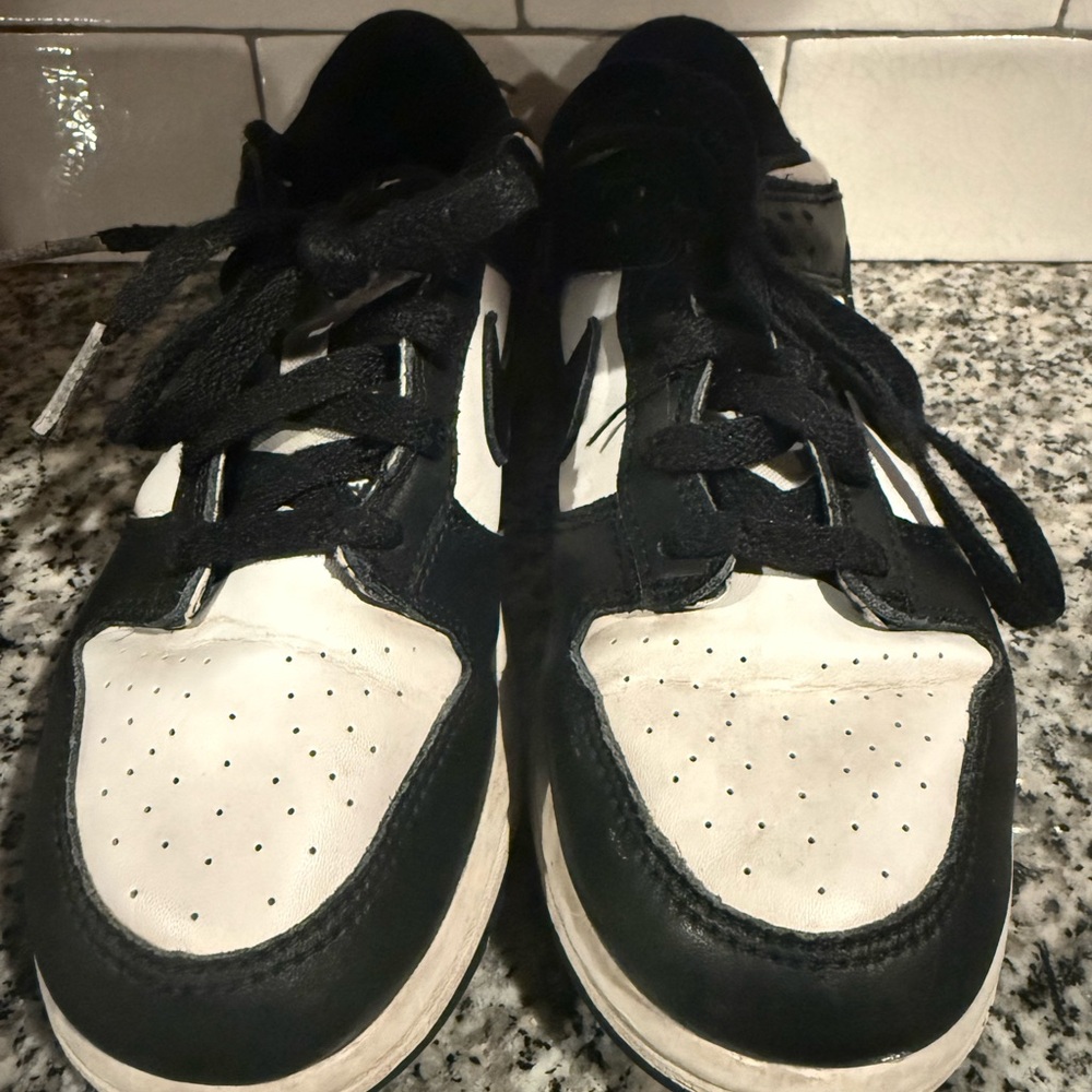 Nike Kids Black and White Sneakers